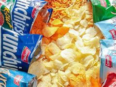 超七成休闲食品上市公司2022上半年增收 休闲食品行业市场全景调研